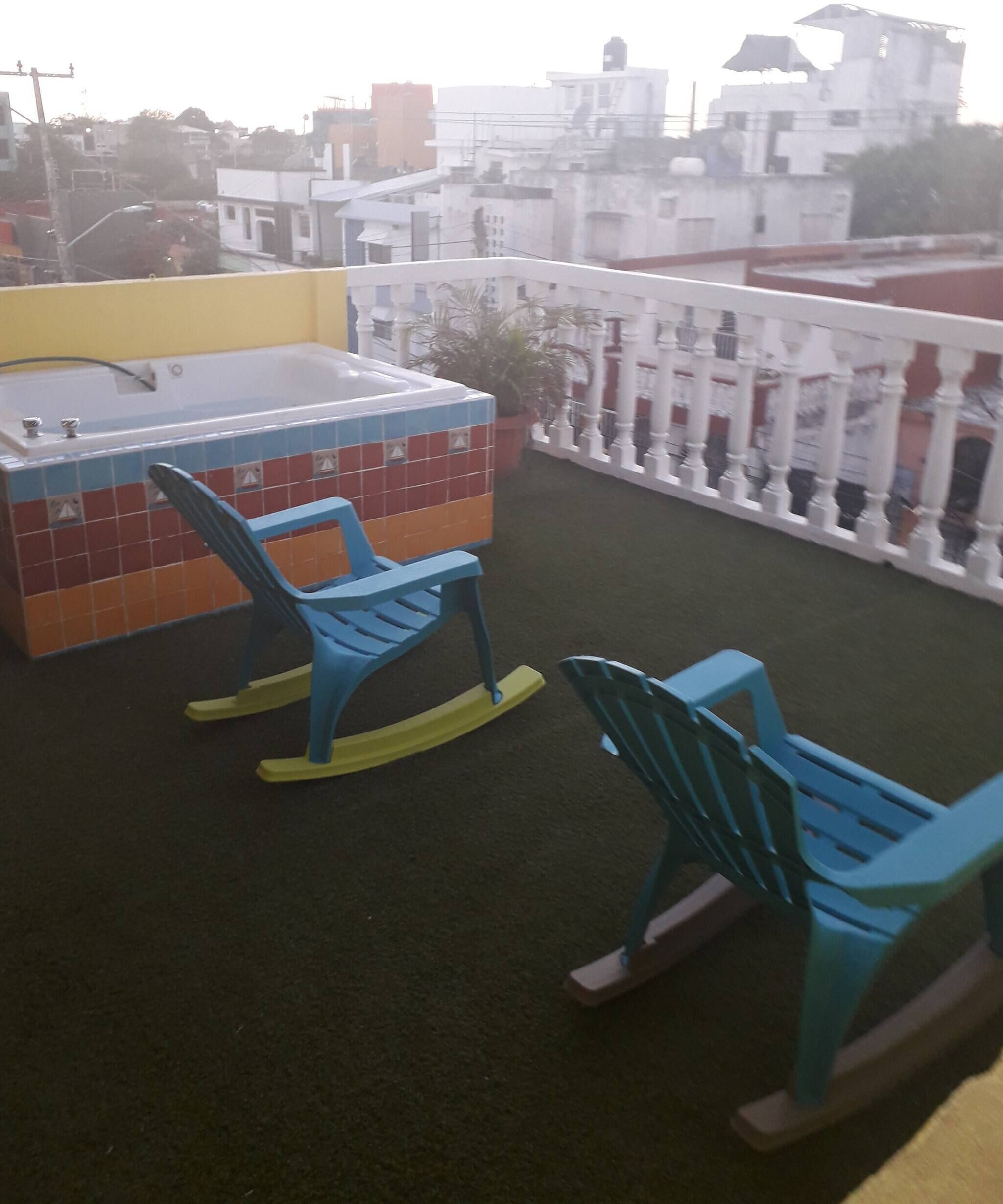 Photo - Cancun Guest House 4 Terrace Tub