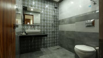 Double Room | Bathroom