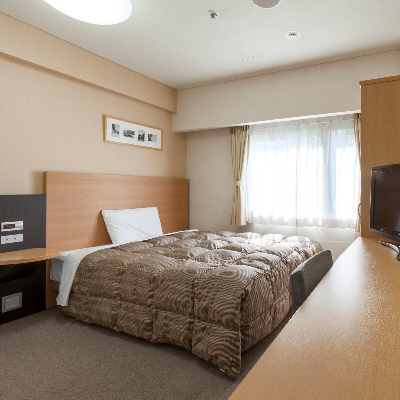Down comforters, desk, blackout drapes, free WiFi