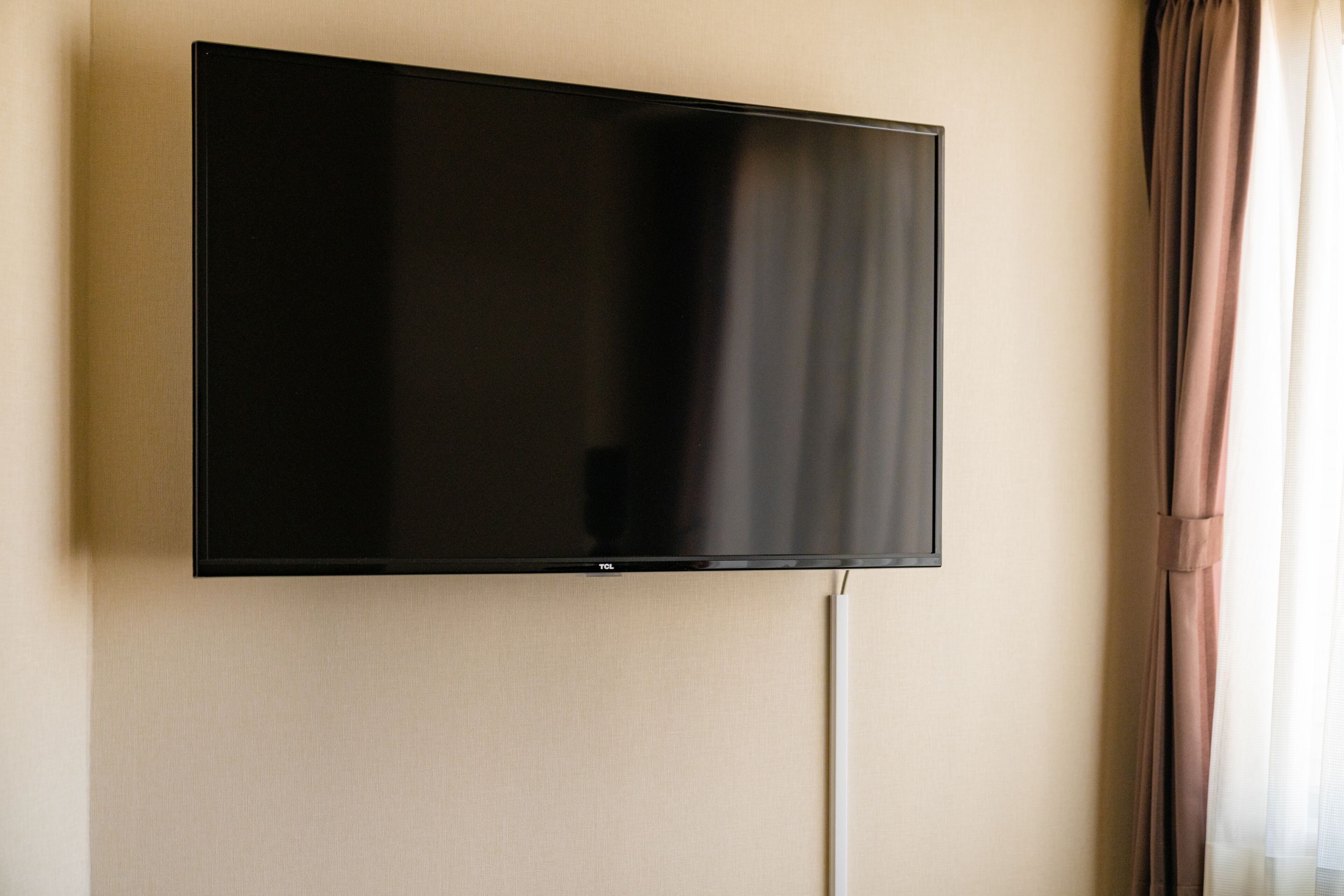 1 bedroom, down duvets, desk, blackout curtains