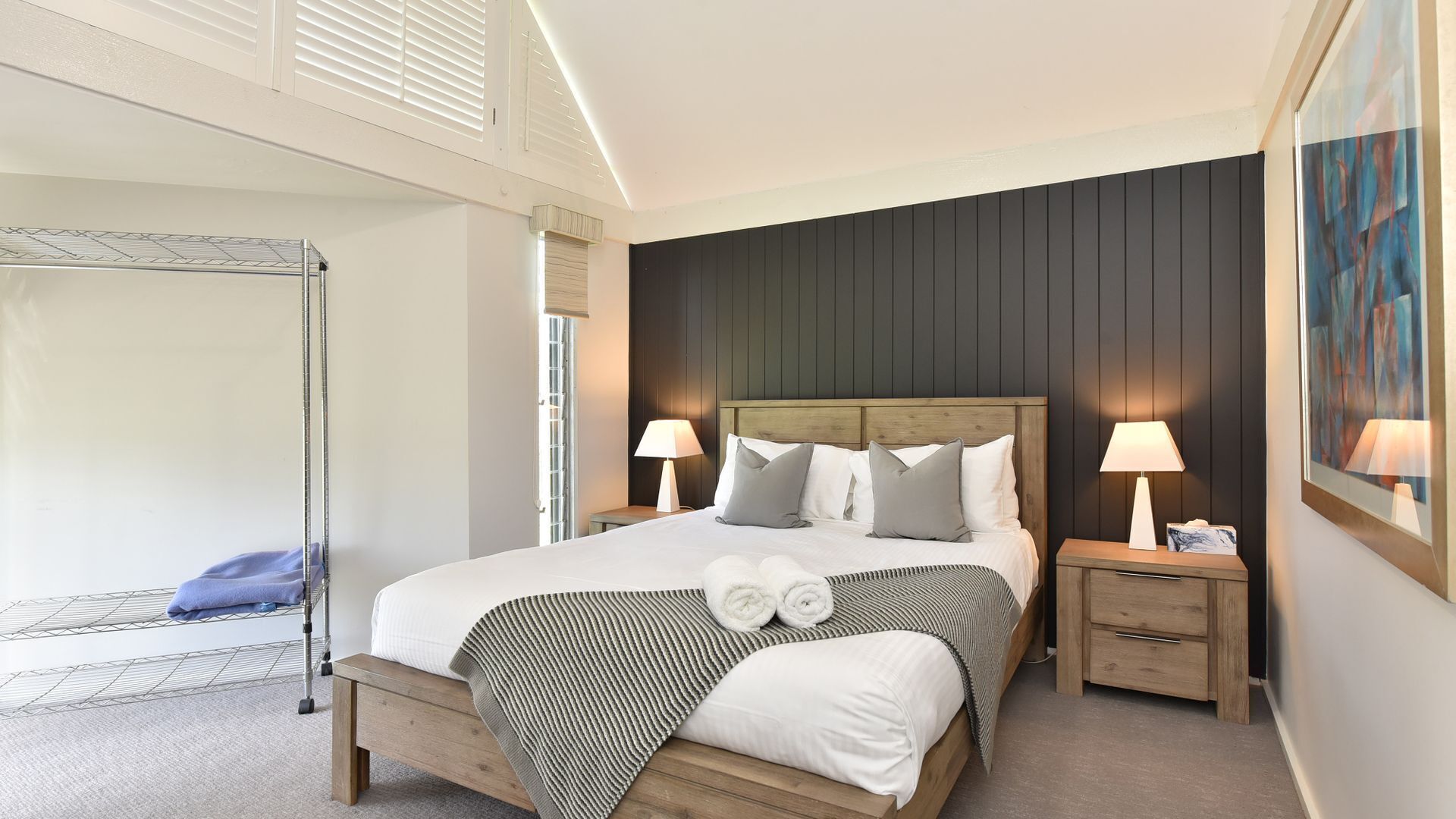 5 多间卧室、熨斗/熨衣板、上网接入