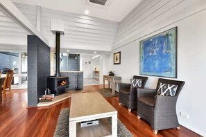 Interior - Ironbark Hill TJD Retreat (Pokolbin)