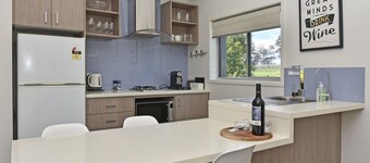 Ironbark Hill Villa 3