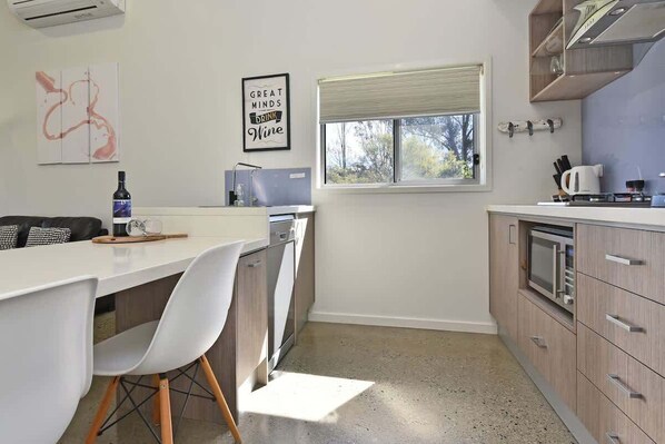 Coffee/tea maker, fridge, microwave, dishwasher