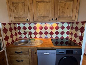 Fridge, microwave, dishwasher