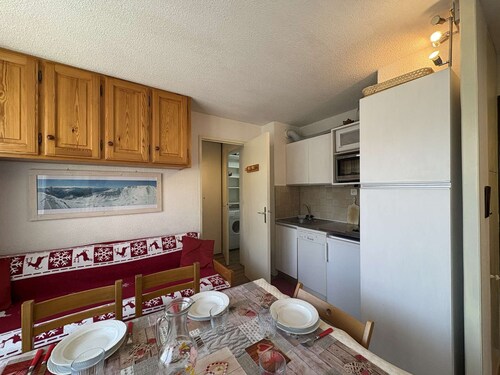 Apartment Montgenèvre - 2 bedrooms, balcony, washing machine, TV