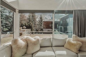 Smart TV, table tennis - Premium Vail Home by InvitedHome | Private Pool, Hot Tub, Spacious Layout (Vail)