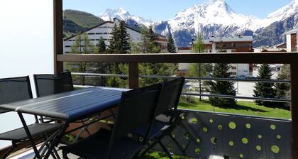 Renovated studio 4 pers with south balcony Les 2 Alpes