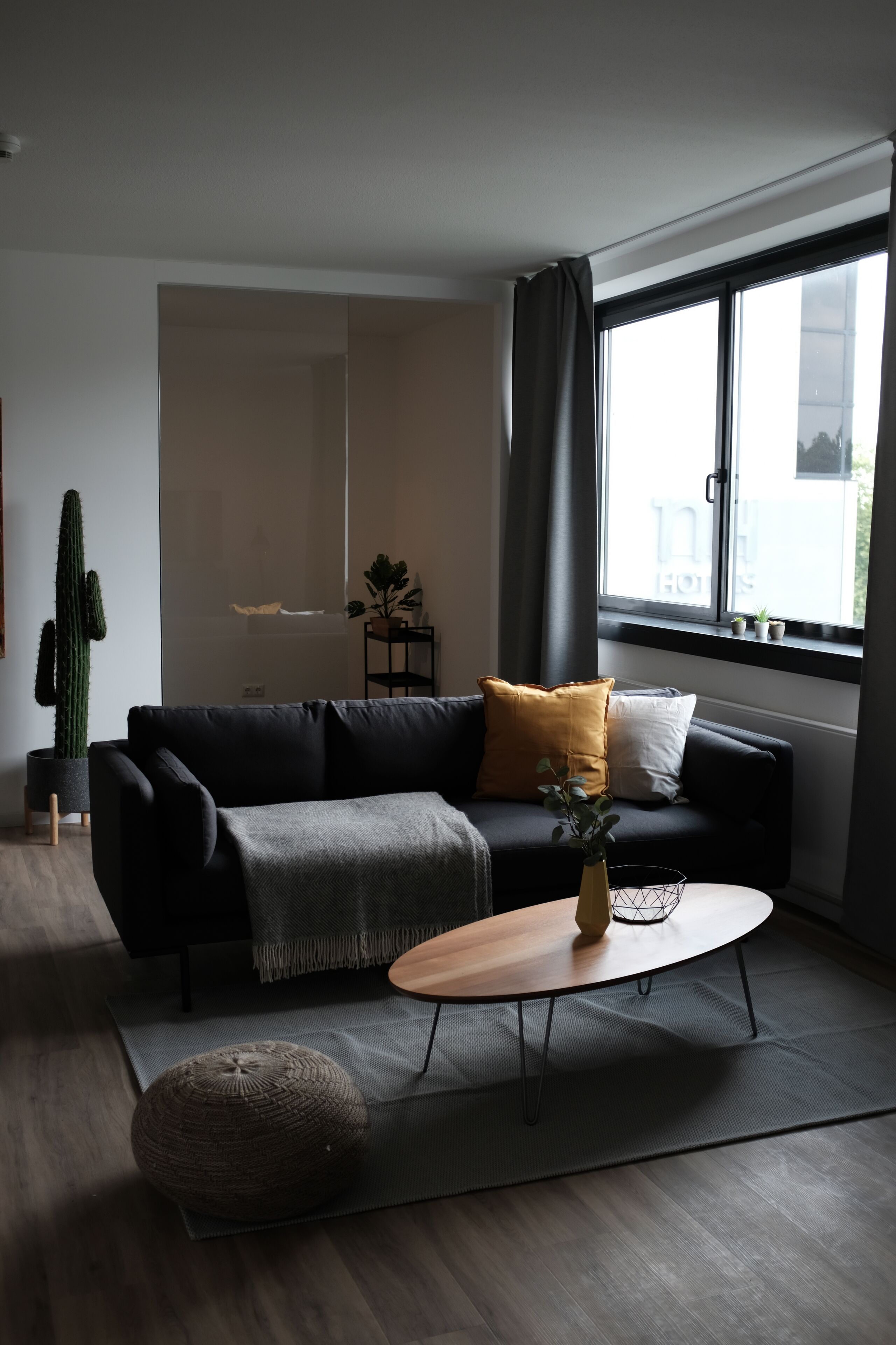 Premium Apartment, 2 Bedrooms (incl. 75€ Cleaning Fee) | Living area | Flat-screen TV