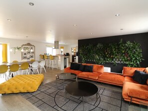 Interior - Glebe Farm 4br, Sleeps 11, Hot Tub, Pet Friendly (Lincoln)