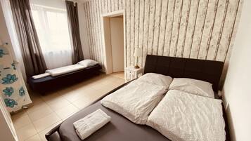 1 Schlafzimmer, Schreibtisch, Bügeleisen/Bügelbrett, WLAN