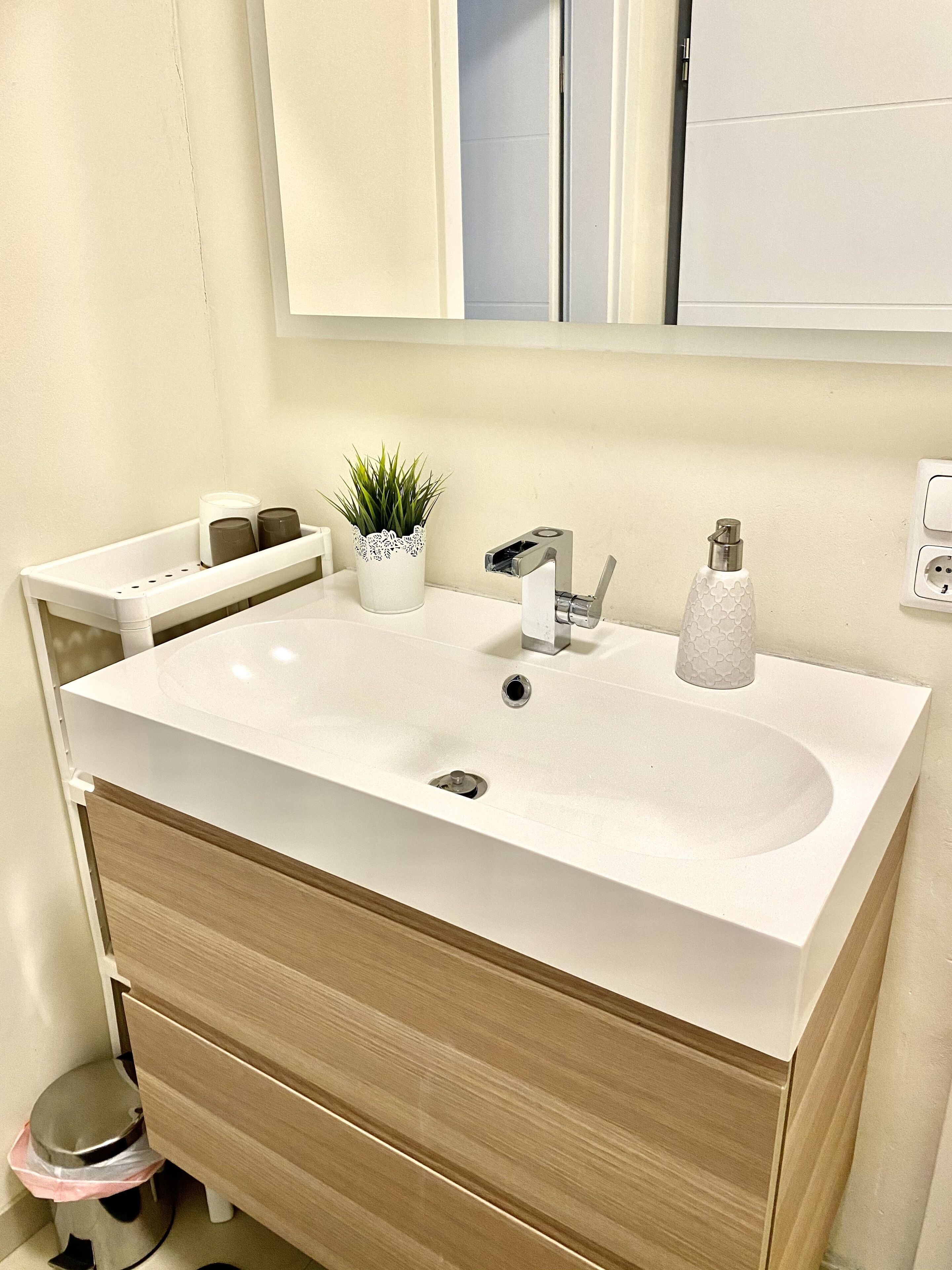 Free toiletries, hair dryer, towels, toilet paper