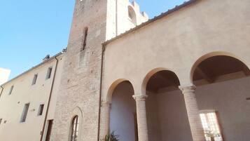 Esterni