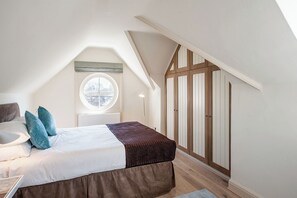 Appartement | 1 chambre, lits pliants/supplémentaires, Wi-Fi gratuit, draps fournis