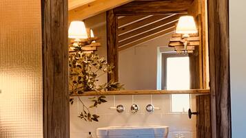 Superior Double Room | Bathroom sink