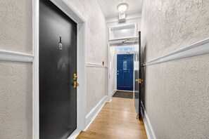 Interior - Design-Led 1BR in Prime Spot (Philadelphia)