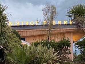 Apartment | Exterior - Lovely Seaside Apartment in Central Eastbourne (Eastbourne)