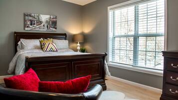 3 bedrooms, iron/ironing board, free WiFi, bed sheets