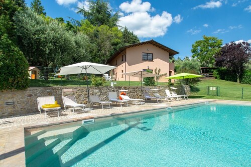 Agriturismo Il Poggio, zwei FerienhÀuser mit Pool, Casa Rosa