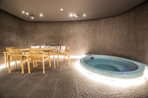 Indoor spa tub - Dunetton Hotel Klaipeda (Klaipeda)