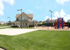 The Currituck Club Basketball Courts - Calypso: Private Pool, Hot Tub, 6 Bedrooms (Corolla)