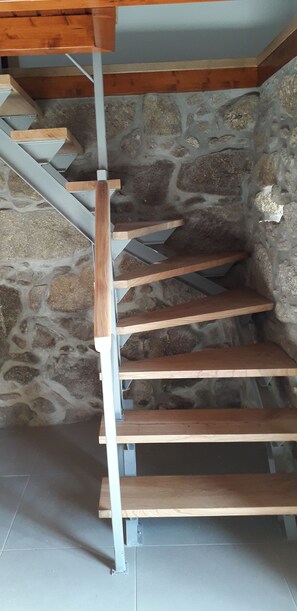 Interior - Moinho renovado e vintage (VILA NOVA DE MUIA)