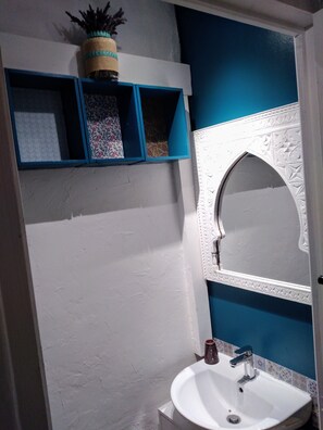 Douche, papier toilette