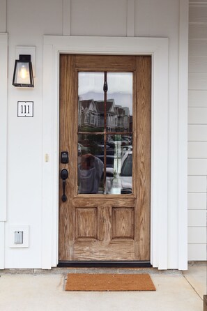 Exterior detail - Luxury Farmhouse Living in the heart of Cookeville, TN (Cookeville)