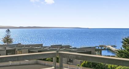 Point Grey Apartment 16