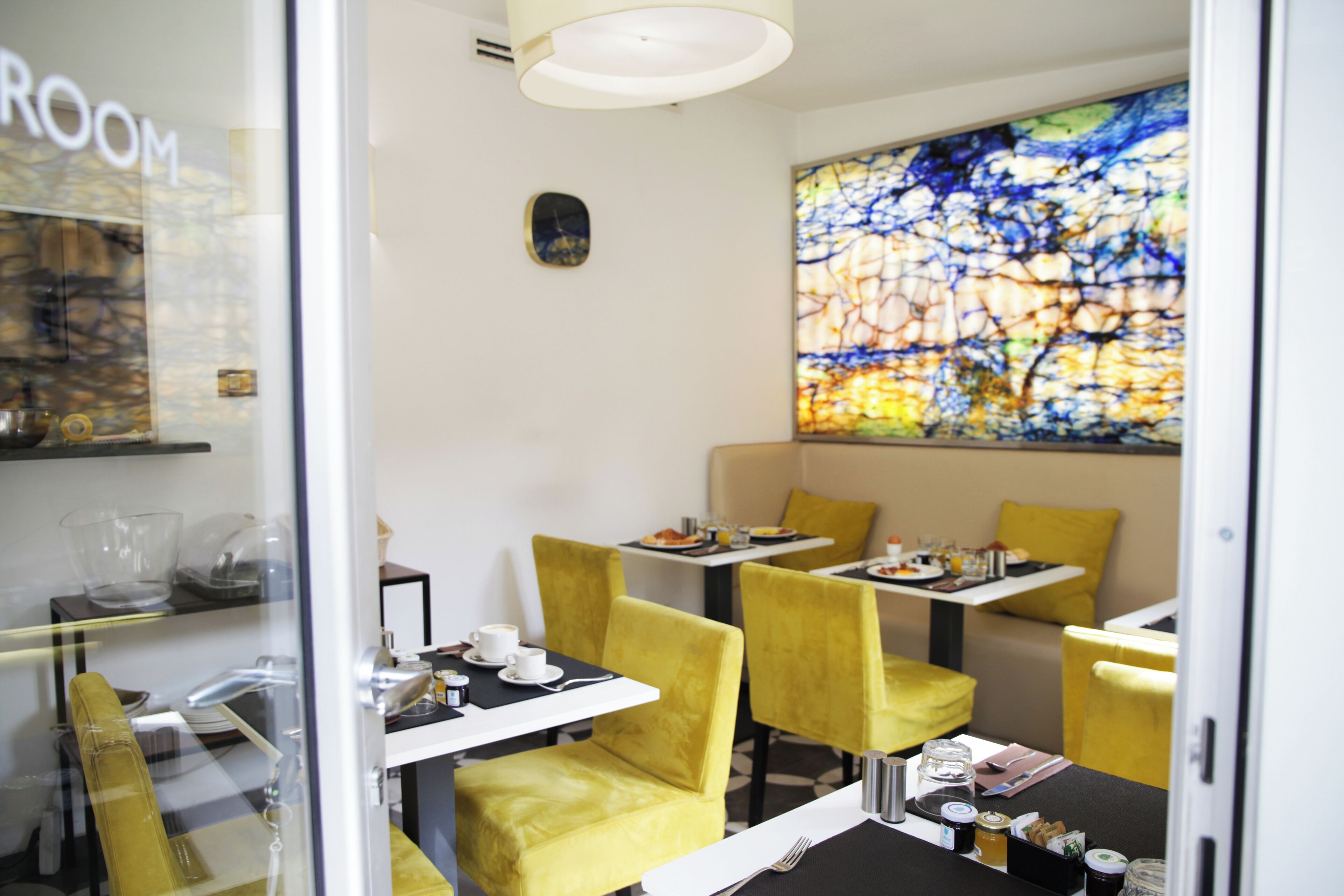 daily buffet breakfast (eur 15 per person)