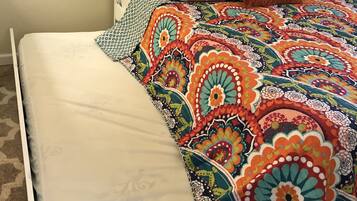 2 bedrooms, iron/ironing board, free WiFi, bed sheets