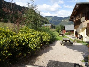 Outdoor dining - Apartment for 20 people with Wi-Fi, near Linga gondola - Chatel Reservation (châtel)