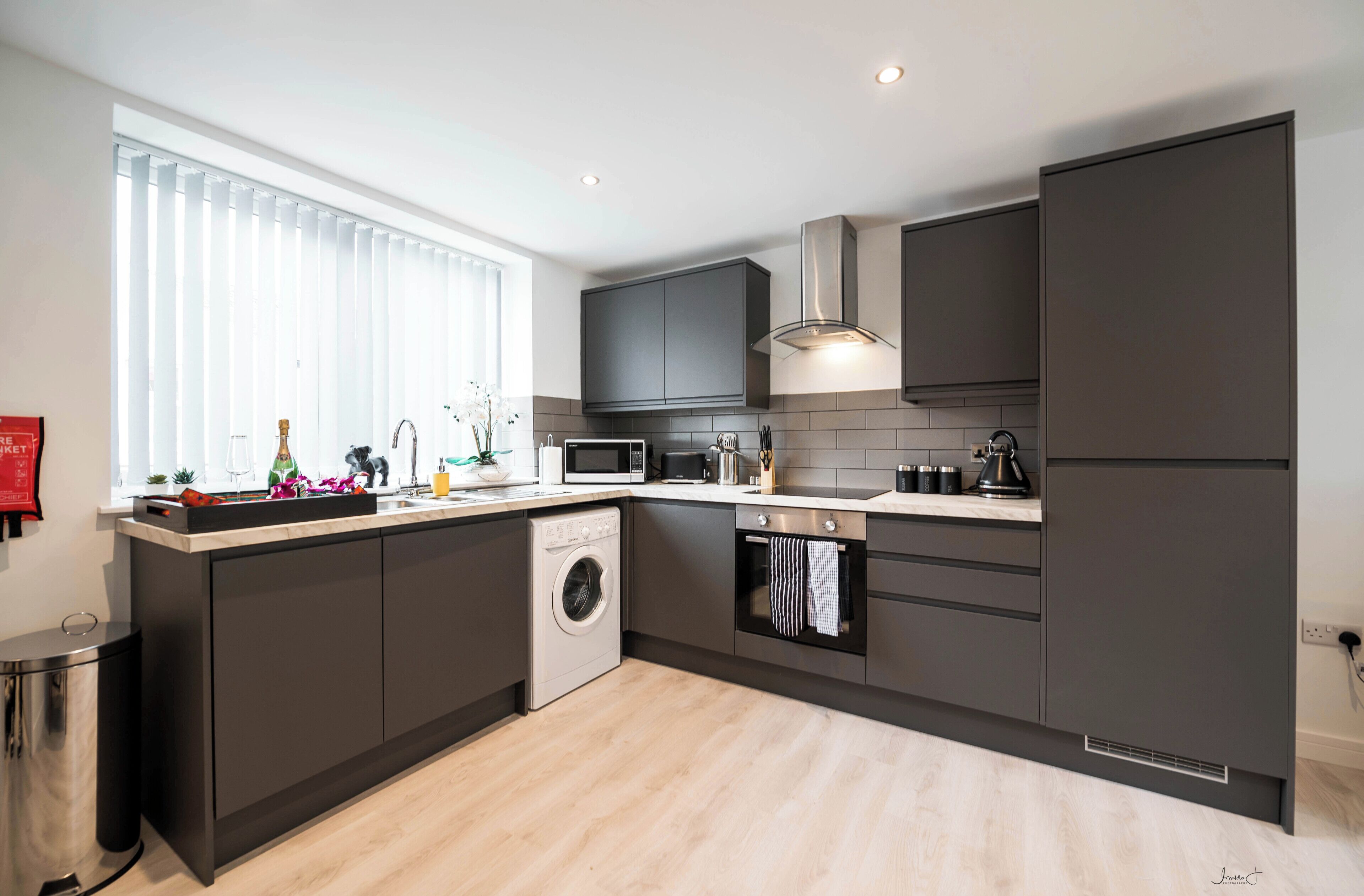 Dishwasher, freezer