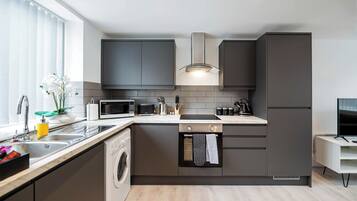 Dishwasher, freezer