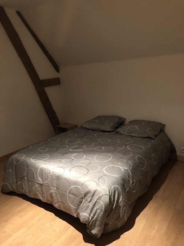 3 chambres, Wi-Fi gratuit, draps fournis