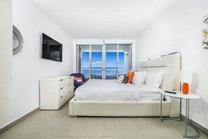2 bedrooms, iron/ironing board, travel crib, free WiFi - Theres no place like home except for this condo (Eagle Beach)