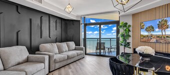 Beachfront Anderson Condos by Hosteeva