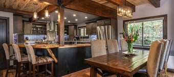 Waterford 6 | Pool | Walk to Base Area | Luxe Townhome | Close to Slopes