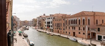 Cà Bellavista - View on the canal