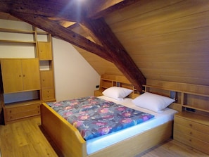 3 habitaciones, wifi gratis y ropa de cama