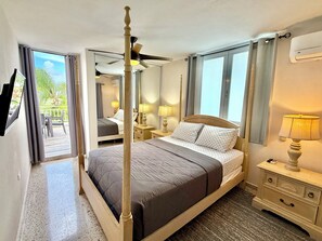 4 bedrooms, in-room safe, desk, travel crib