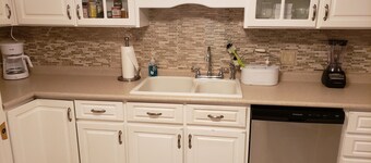 Home Away from Home and Cozy with Salt Water Pool  and Hot Tub