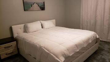 2 soverom, strykejern/-brett, reiseseng for barn og wi-fi (inkludert)