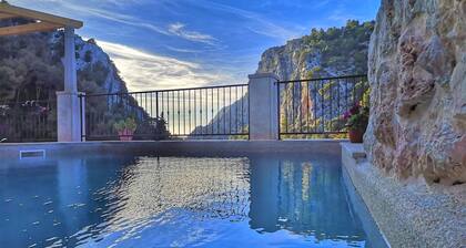 Country Villa Hvar Hill with Pool