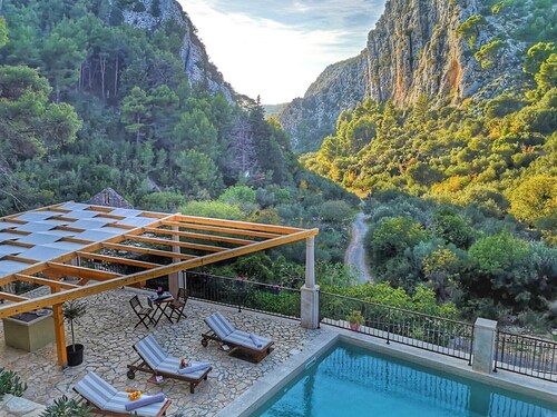 Country Villa Hvar Hill with Pool