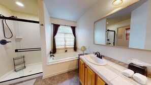 House (120 Winding Meadow by Vacation Rental) | Bathroom
