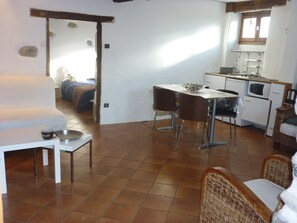Interior - Ground floor apartment 3*** classification (Vaulnaveys-le-Haut)
