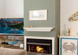 House, 3 Bedrooms | Living room | 32-inch flat-screen TV with cable channels, TV