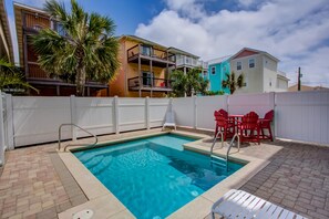 House, 3 Bedrooms | Pool