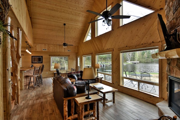 TV, fireplace, DVD player